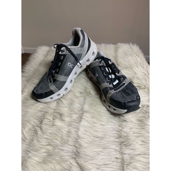 On Cloudgo Grey Black Road-Running Sneakers Men's Size 8.5 Women’s 10